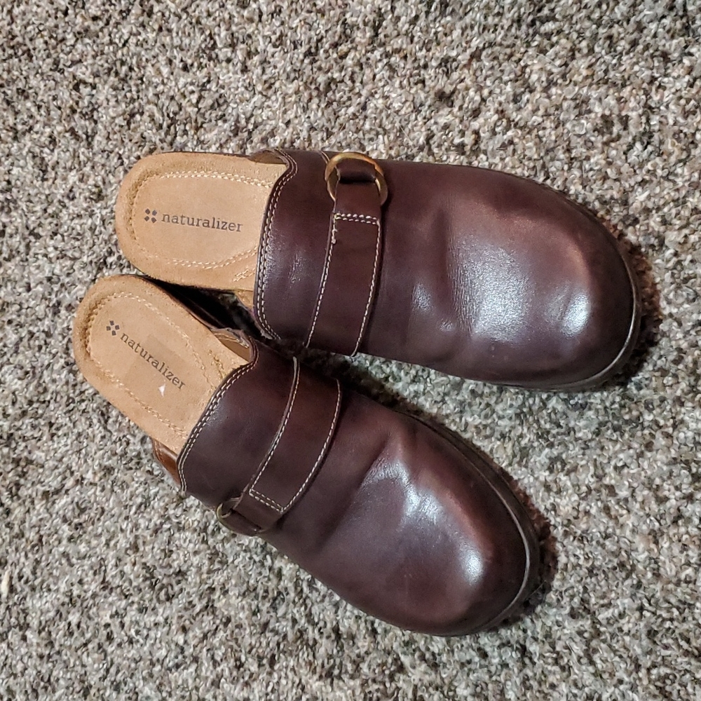 90s Clogs